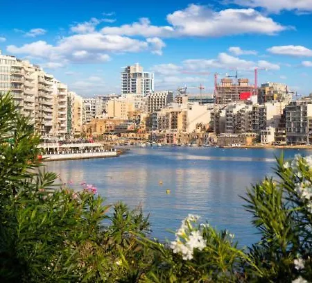 Stylish 2br With Balconies In St Julians By 360 Estates 아파트