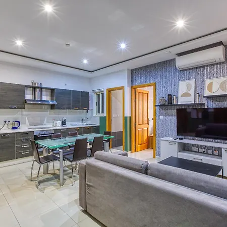 Stylish 2br With Balconies In St Julians By 360 Estates