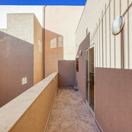 Stylish 2br With Balconies In St Julians By 360 Estates *